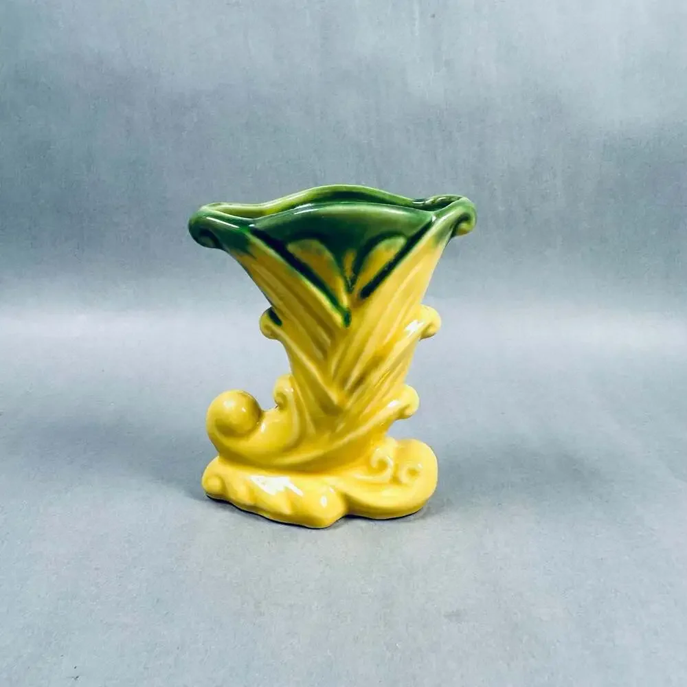 Shawnee pottery cornucopia